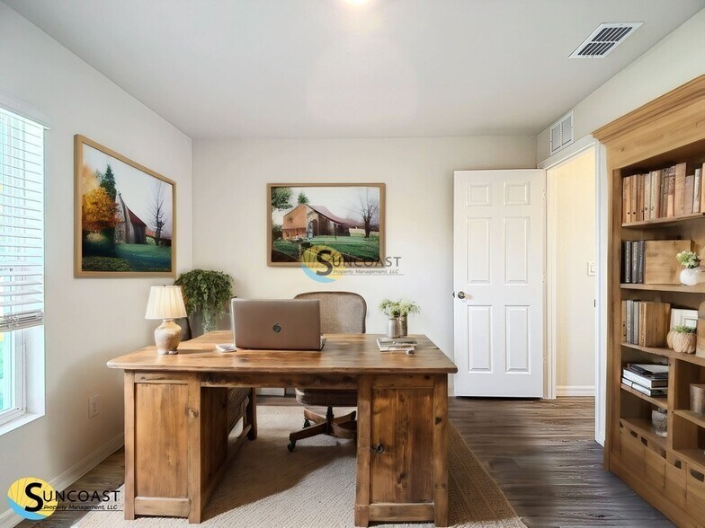 Building Photo - 5994 E Willow St