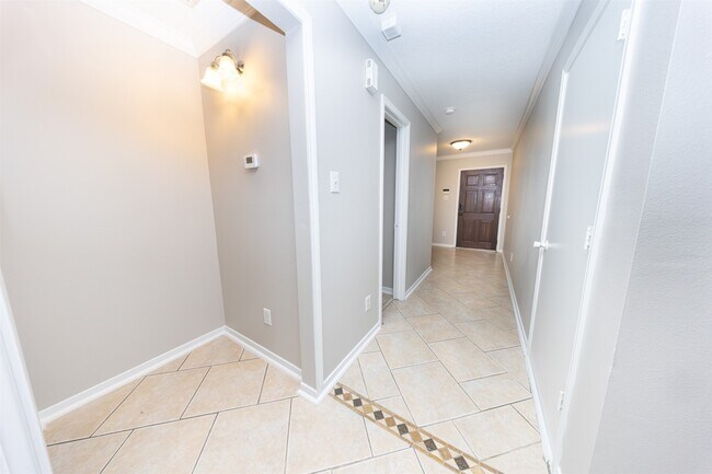 Building Photo - 15406 Apple Bloom Way