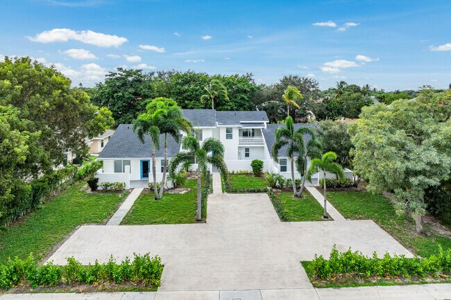 Building Photo - 1303 White Pine Dr