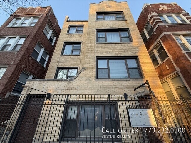 Building Photo - 5791 N Ridge Ave