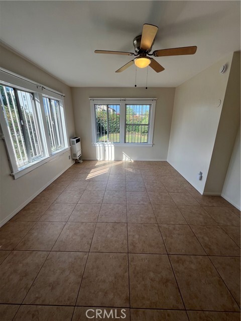 Building Photo - 1355 W 49th St