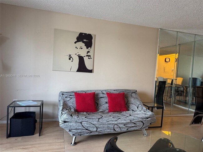 Building Photo - 16851 NE 23rd Ave