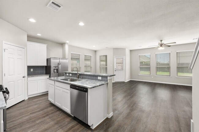 Building Photo - 13416 Silver Egret Ln