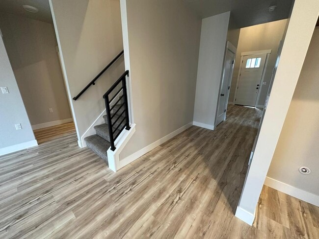 Building Photo - 12307 Eovaldi Ave