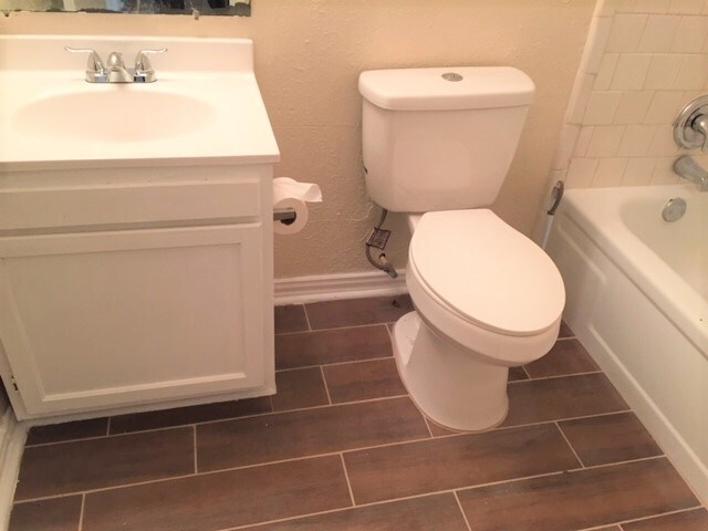 Building Photo - 8323 Quail Hills Dr