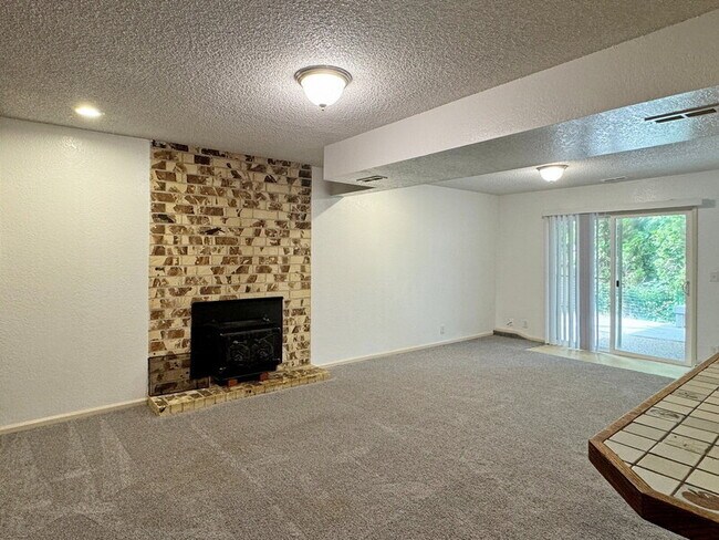 Building Photo - 17824 66th Pl W