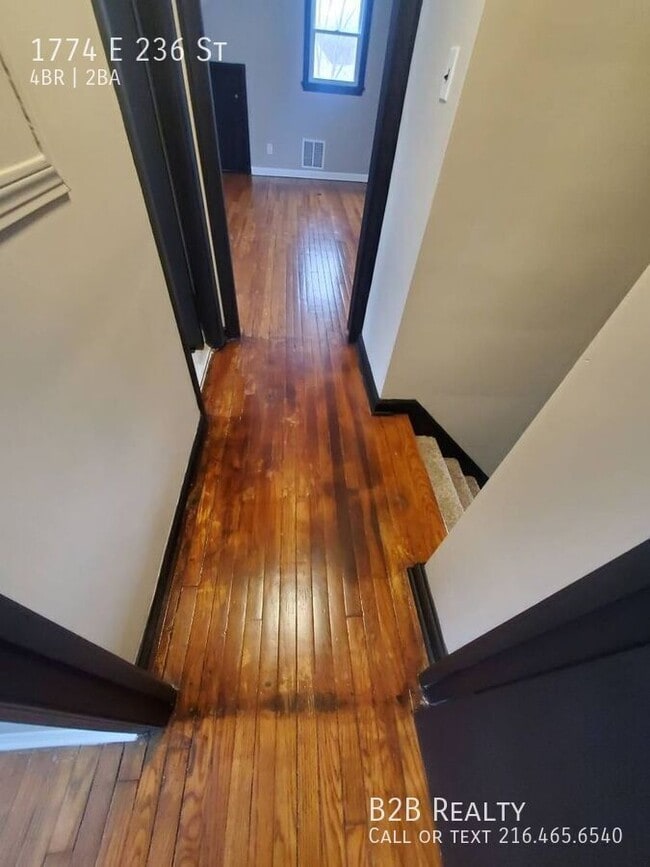 Building Photo - 1774 E 236th St