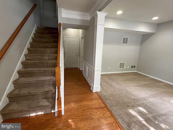 Building Photo - 1930 Cavalier Ln