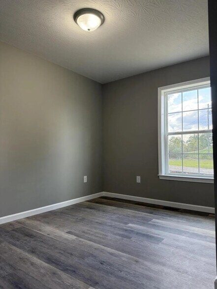 Building Photo - 2170 Sharkey Rd