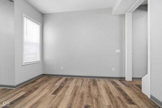 Building Photo - 314 N Hamilton Ave