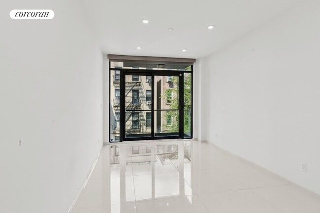 Building Photo - 29 Lexington Ave