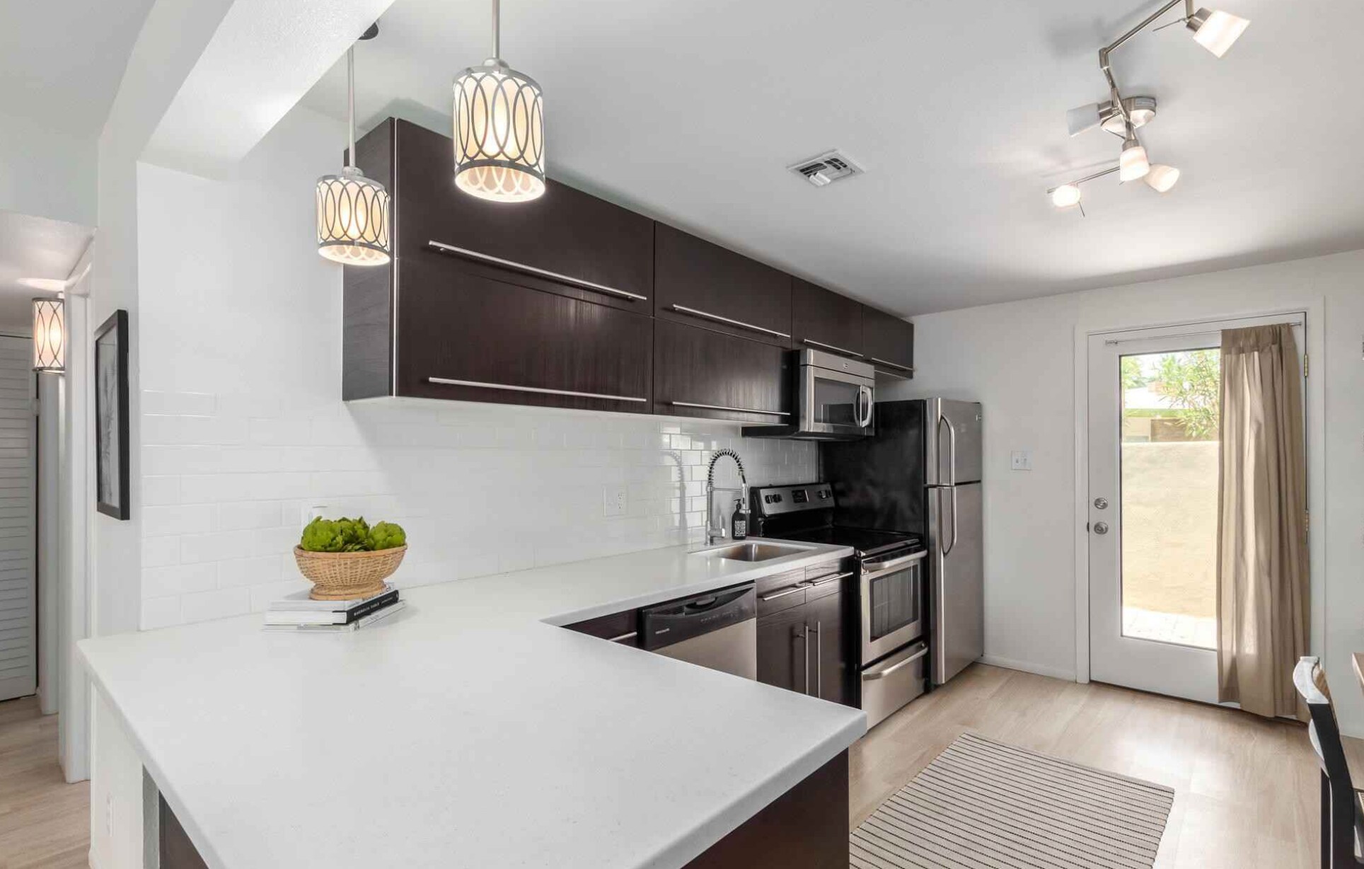 Building Photo - 4352 N 36th Plz