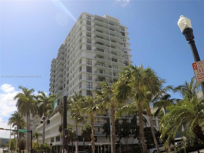 Building Photo - 1800 Collins Ave