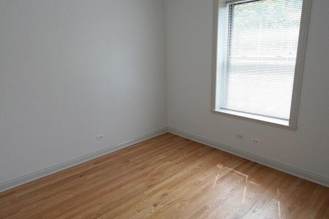 Floorplan - 5355-5361 S. Cottage Grove Avenue