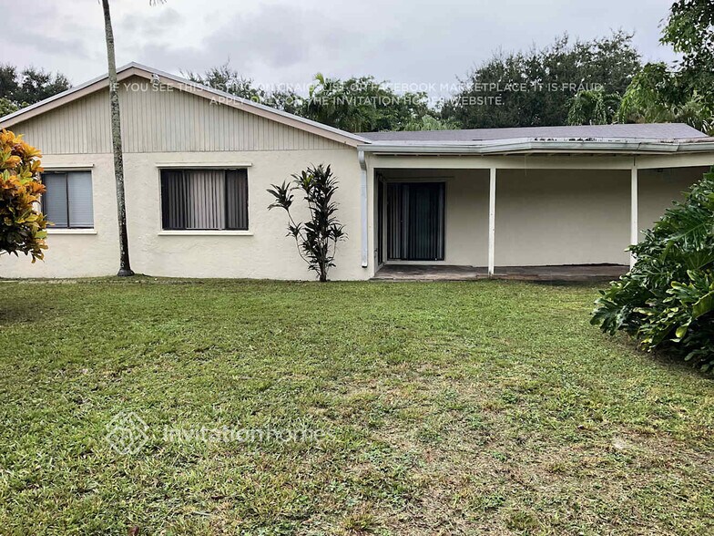 Building Photo - 4005 W Sailboat Dr