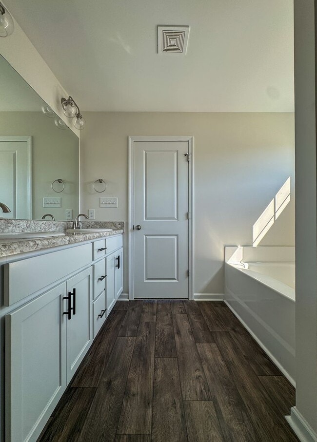 Building Photo - 3 Bed 2 Bath Plus Bonus Room in Parkton