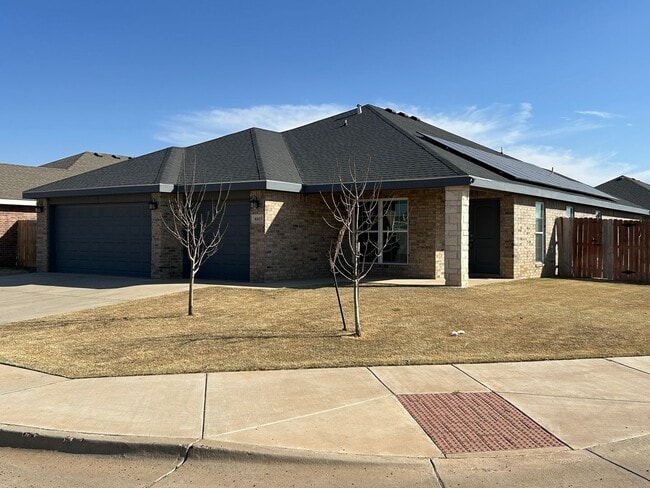 Building Photo - 4 Bed 3 bath 3 Car-Garage-Solar Panels-Move In Ready! Frenship ISD