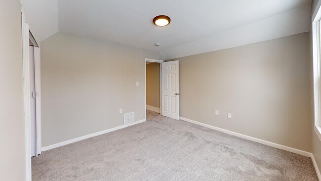 Building Photo - 3794 W 31st St