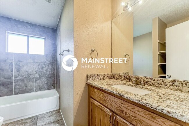 Building Photo - 4 Bedroom Pet-Friendly Home in Rowlett, TX with Main Street Renewal