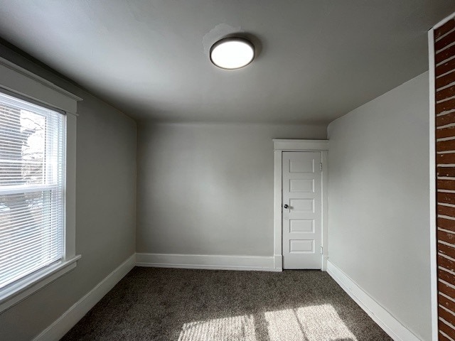 Building Photo - 230 E Victoria St