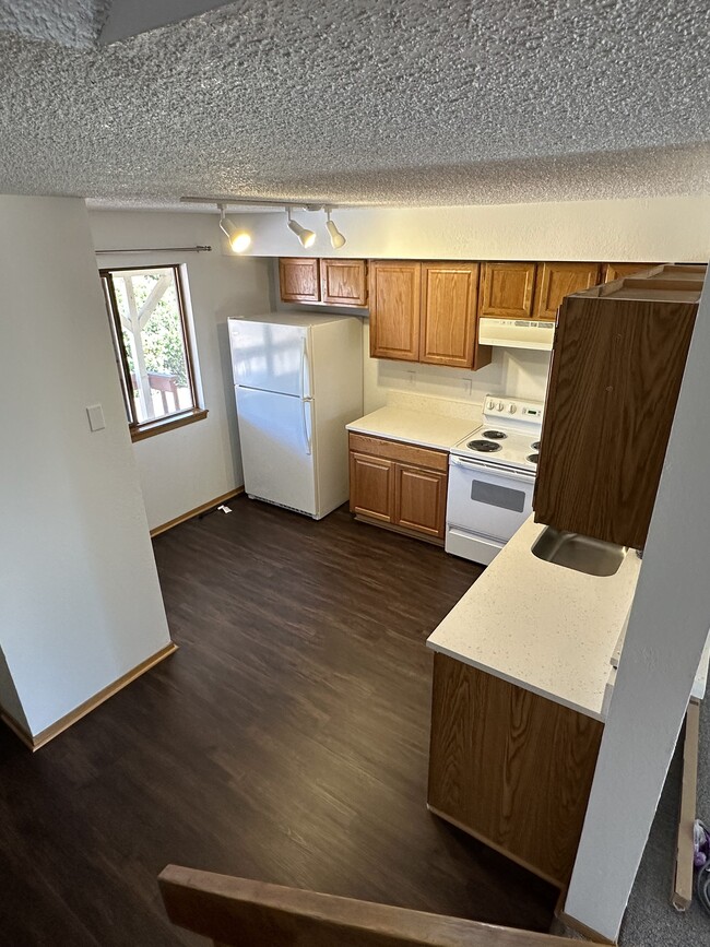 Main Level Kitchen - 5507 Fiesta Ln