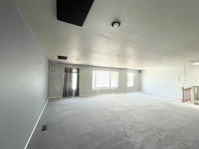 Building Photo - 4196 S 5400 W