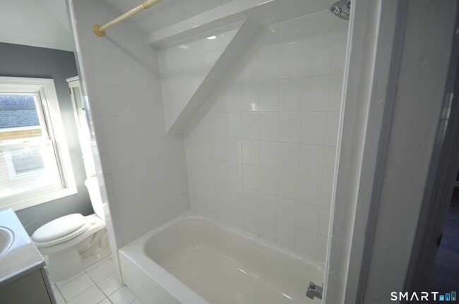 Building Photo - 70 Westfield Ave