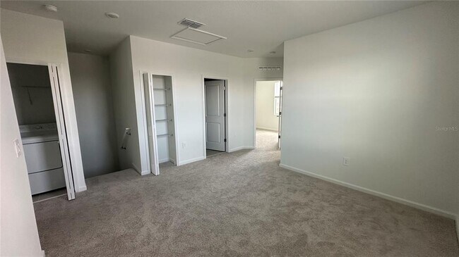 Building Photo - 3027 Mindfullness Dr