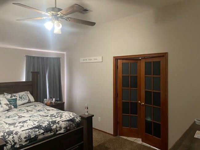 Building Photo - Beautiful edmond home for lease