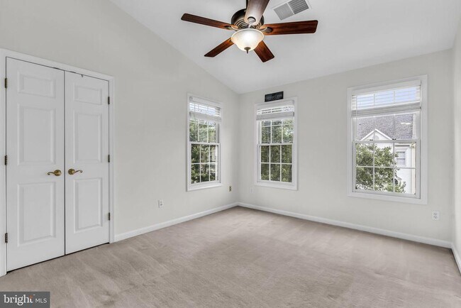 Building Photo - 6618 Frost Lake Ln
