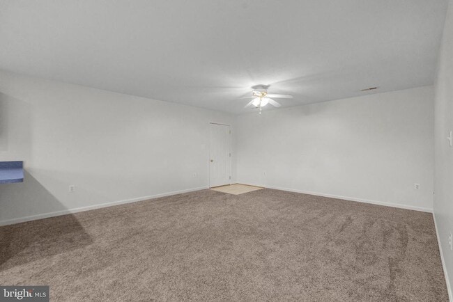 Building Photo - 41166 Glenwood Pl