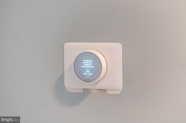 Building Photo - 706 Longfellow St NW