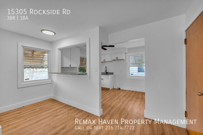 Building Photo - 15305 Rockside Rd