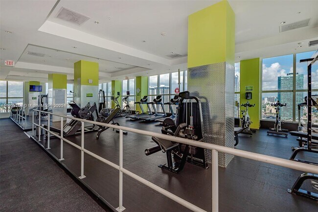 Building Photo - 133 NE 2nd Ave