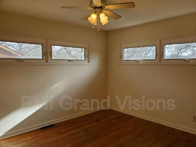 Primary Photo - 3314 N Taylor Ave