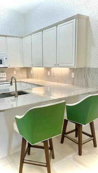 Building Photo - 9391 Bridgeport Dr