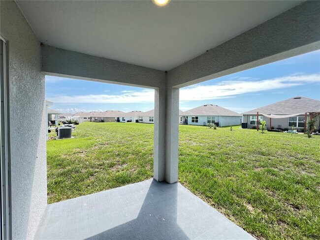 Building Photo - 586 W Twisted Oaks Dr