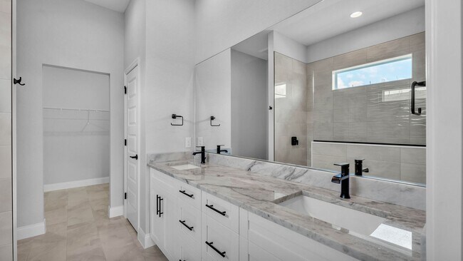 Building Photo - Stunning New Construction Villa for Rent Near Lake John