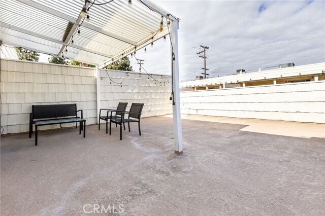 Building Photo - 1434 Highland Ave