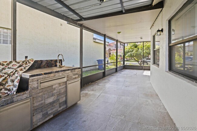 Building Photo - 3471 NW 112th Ave