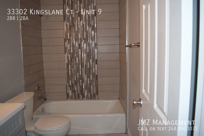 Building Photo - FARMINGTON COMPLETELY REMODELED 2 BED/ 2 B...