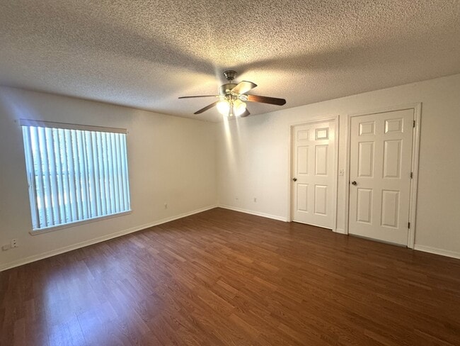 Building Photo - 1648 Dunlap Dr