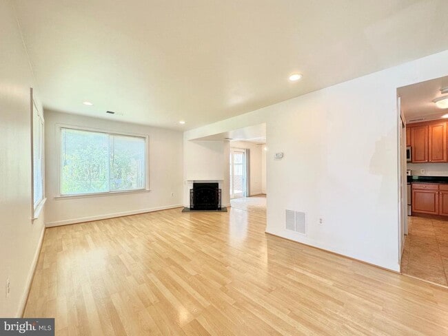 Building Photo - 18722 Paprika Ct