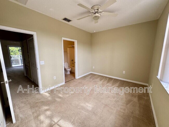 Building Photo - 1413 Retreat Cir