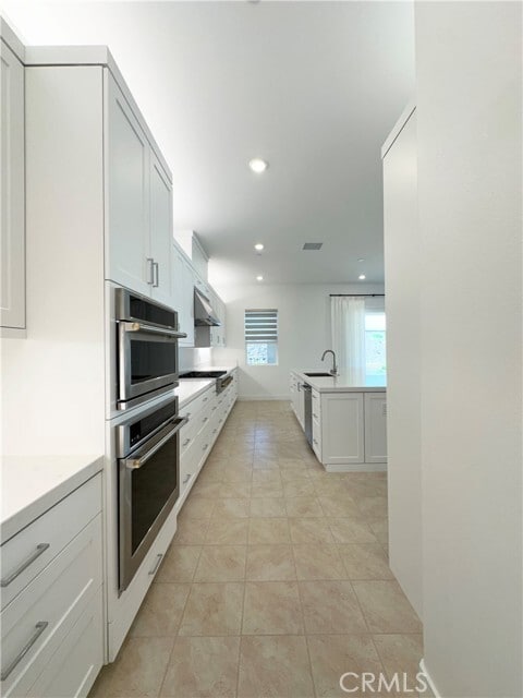 Building Photo - 15422 Oakbrush place