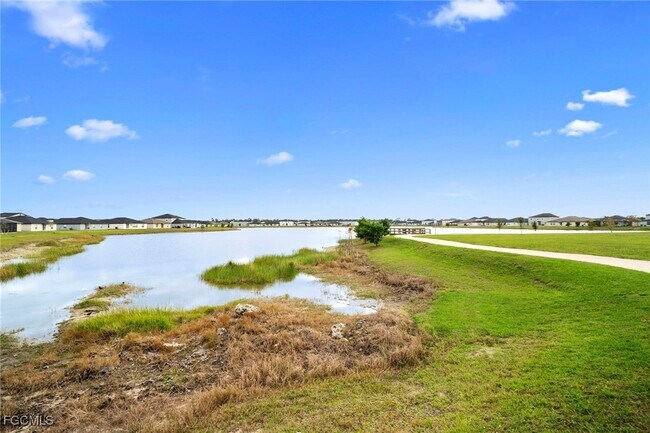 Building Photo - 17741 Paradiso Wy