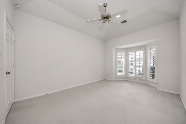 Building Photo - 39 Wild Meadow Ct