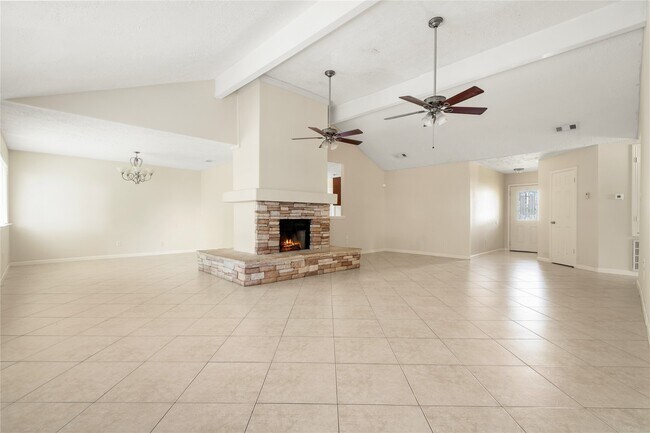 Building Photo - 2603 Hollymist Dr