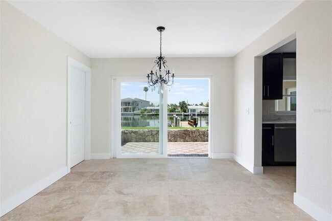 Building Photo - 6454 2nd Palm Point