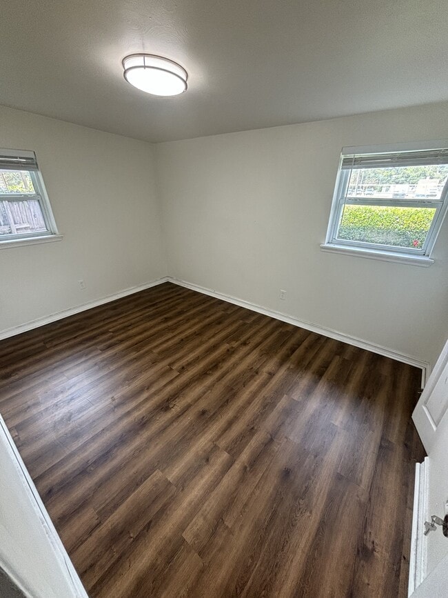 Building Photo - 2219 Belle Vue Way